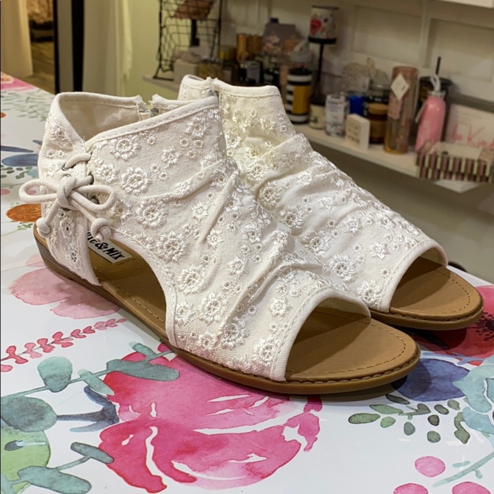 Brand new Luxe&Mix white sandals